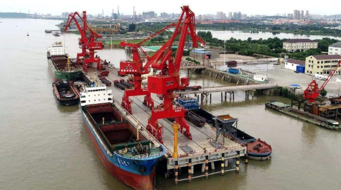 德兴概述露天料场港口封闭问题的实行方法